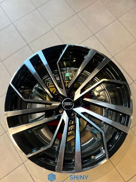 Литі диски Audi R22 5x112 (10.0J) &mdash; багатоспицеві, чорний з проточкою FBX158-22 фото